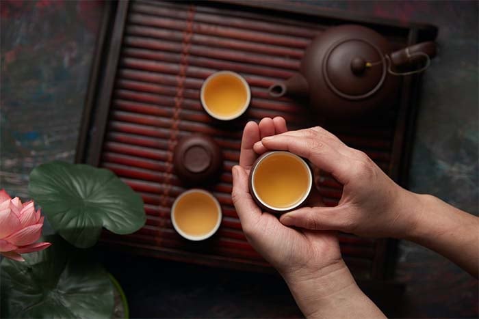 喝綠茶能幫助減少臉上痘痘