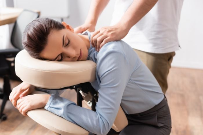 肩頸痠痛原因
