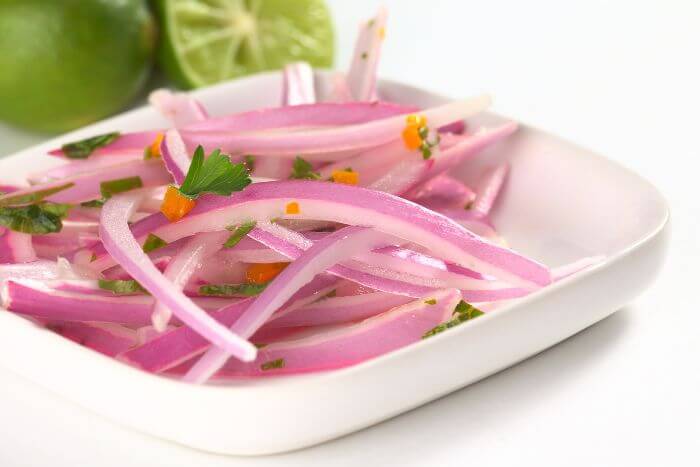 peruvian-salsa-criolla-onion-salad