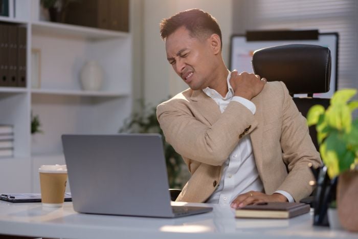 shoulder-pain-while-working