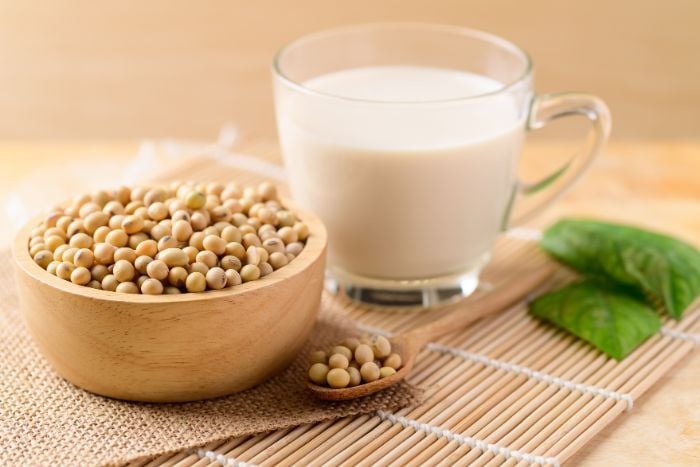 soy-milk-in-the-glass-with-soy-beans