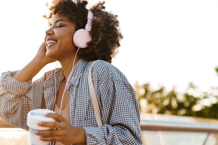 woman-listening-to-music