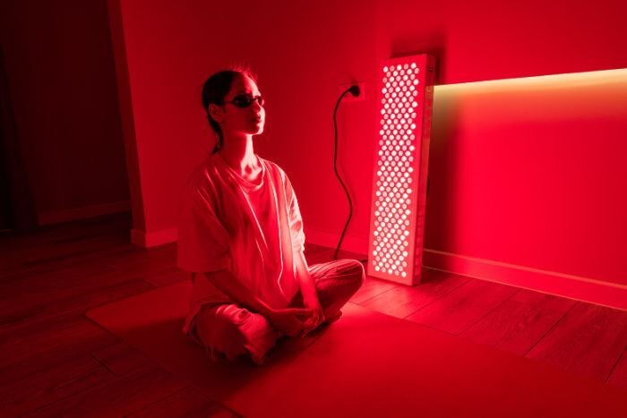 woman-wearing-protective-eyewear