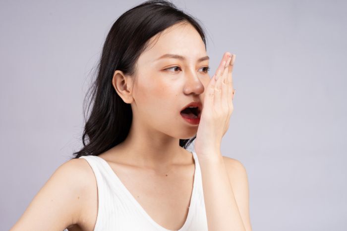 口臭眼乾是身體在求救！中醫師教你「肝火旺」怎麼滅