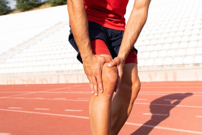 膝蓋扭傷多久會好？如何處理和預防？